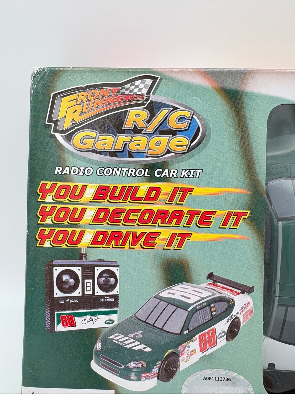 Front Runners R/C Garage Radio Control Car Kit You Build It NASCAR #88 Earnhardt - Picture 4 of 13